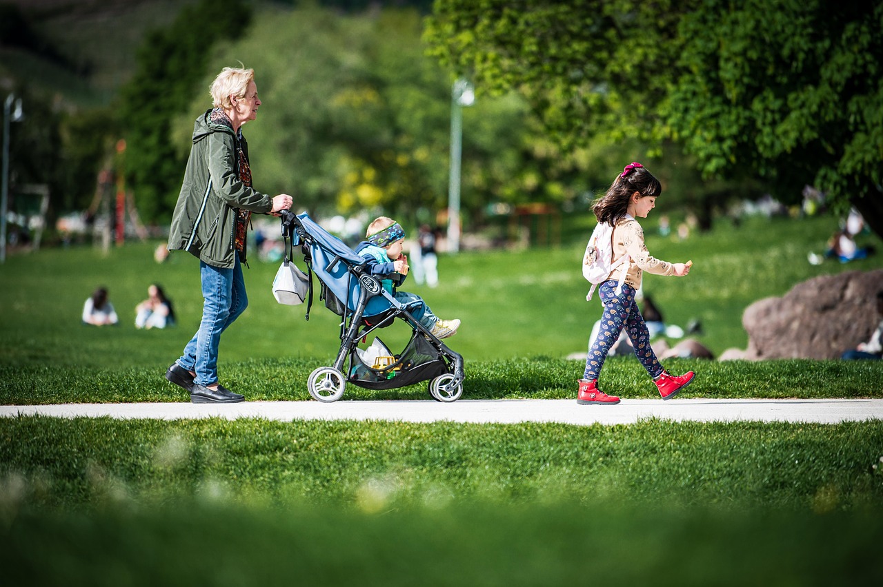 children, park, leisure, family, nanny, countryside, tourism, bolzano, italy